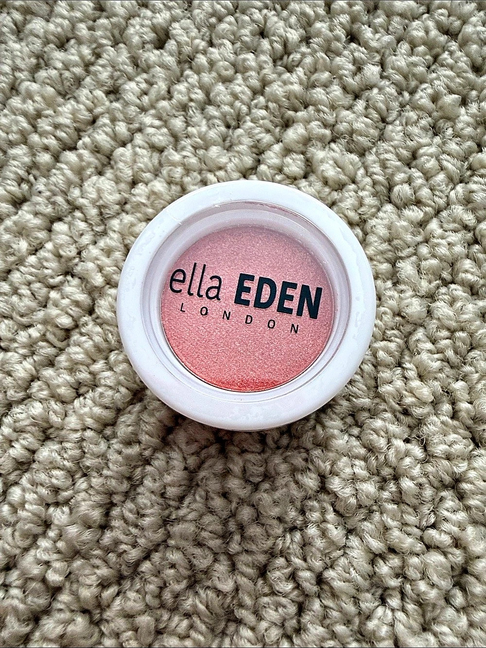 Ella Eden Pressed Harmony Pressed Powder Blush Pink & Red